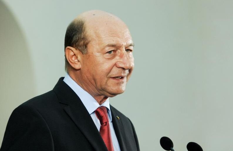 Suspendarea preşedintelui Traian Băsescu revine în prim plan