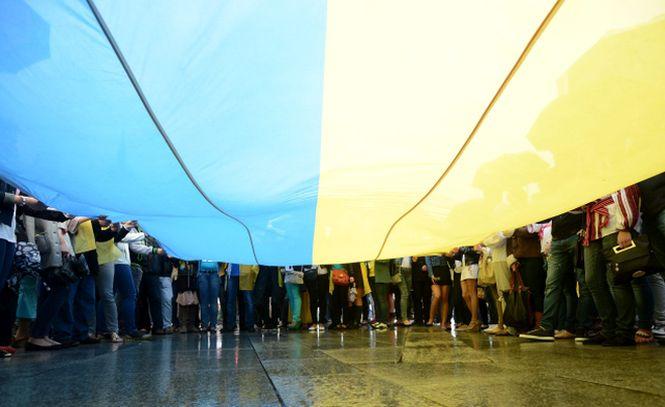 Ucraina a sărbătorit Ziua Independenţei cu o paradă militară. Nu au lipsit nici bombardamentele