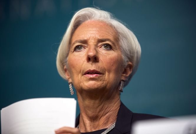 FMI nu face comentarii cu privire la scandalul de corupţie în care este implicată Christine Lagarde