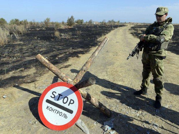 NATO confirmă: Peste o mie de soldaţi ruşi luptă pe teritoriul ucrainean, în zona Novoazovsk