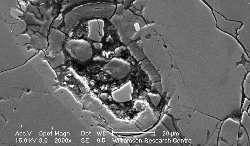 Structrură ciudată, descoperită pe un meteorit de pe Marte. Ce au aflat cercetătorii