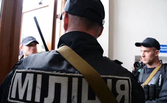 Comando terorist, deghizat în corp diplomatic? Angajaţii Ambasadei Rusiei au fost ARESTAŢI la Kiev