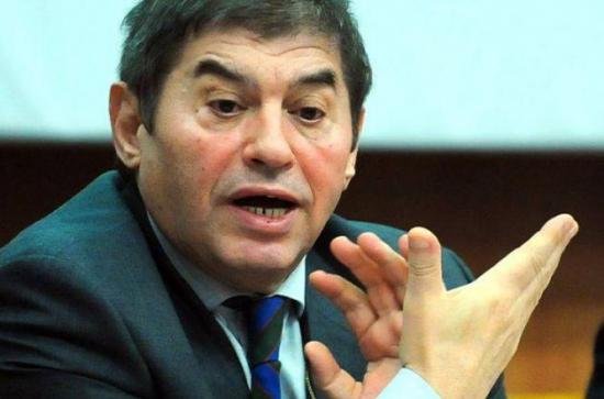 Fostul şef al Camerei de Comerţ a României poate părăsi domiciliul. Mihail Vlasov, pus sub control judiciar 