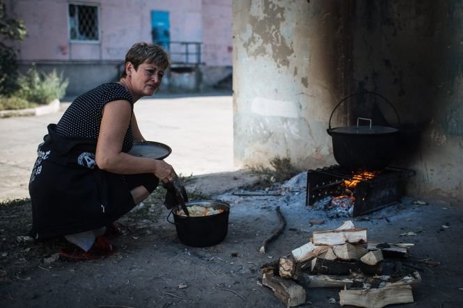 Peste 800.000 de oameni s-au refugiat în Rusia de la începutul operaţiunilor militare din sud-estul Ucrainei