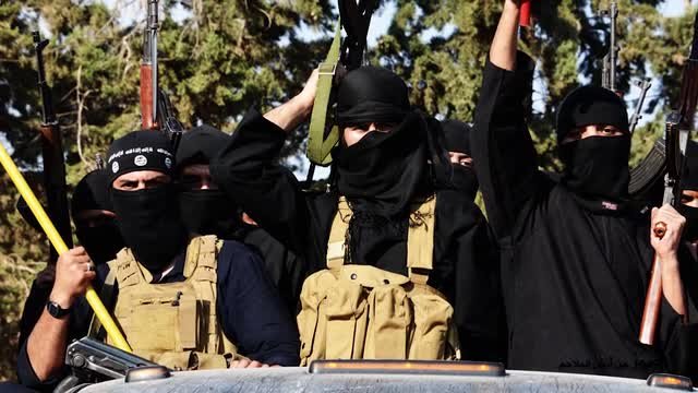 Mâna dreaptă a liderului Statului Islamic, UCIS într-un raid aerian. Ce va urma?