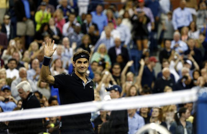 Roger Federer a salvat două mingi de meci şi s-a calificat în semifinale la US Open