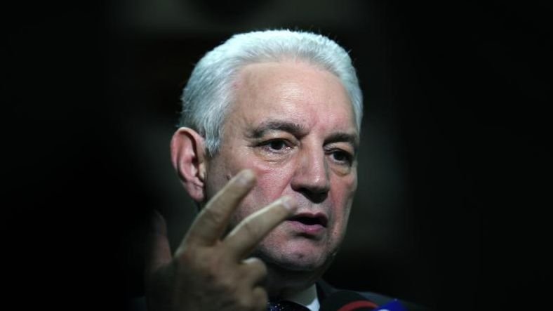 PSD cere comisiilor SRI şi SIE să spună cine e ofiţerul acoperit. Sârbu: Băsescu poate fi chemat în faţa comisiilor