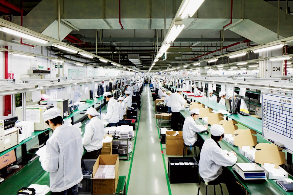 Ce s-a întâmplat într-o fabrică Apple din China: &quot;Au MURIT la scurt timp&quot;