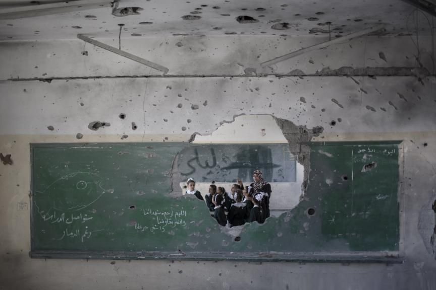 IMAGINI SFÂŞIETOARE. Aşa arată prima zi de şcoală în Fâşia Gaza