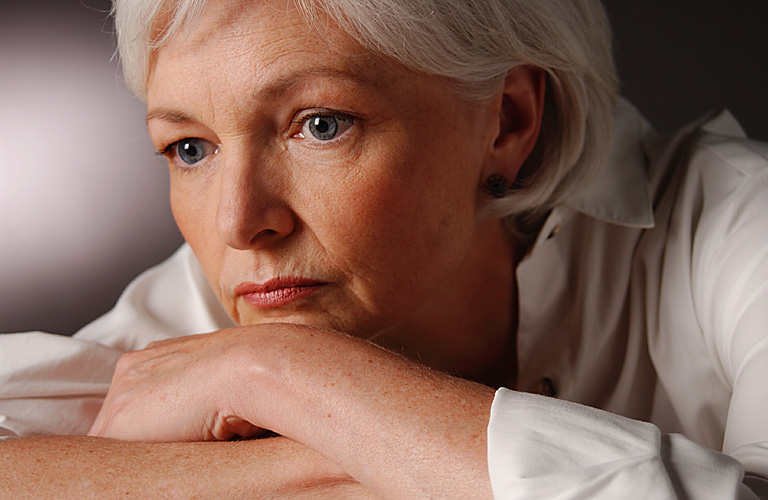 Produsele de machiaj pot induce menopauza timpurie?
