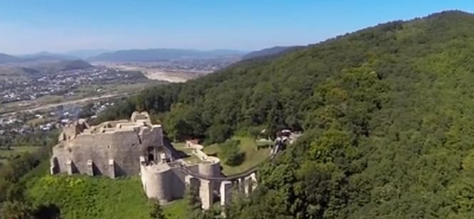România la înălţime: Imagini spectaculoase cu Cetatea Neamţ