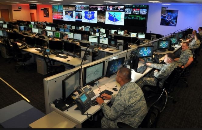 Armata americană îşi consolidează apărarea cibernetică