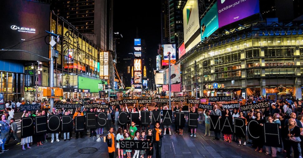 Protest istoric împotriva încălzirii globale. 300.000 de oameni au ieşit în stradă, la New York