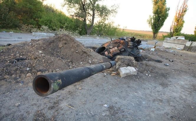 Separatiştii din estul Ucraine susţin că au descoperit o posibilă groapă comună