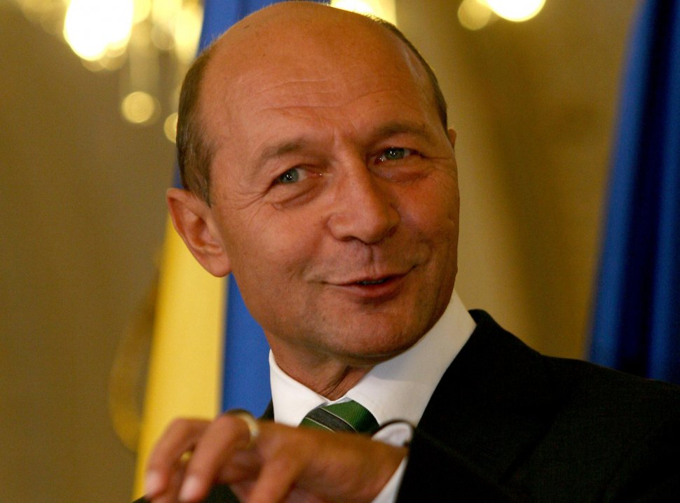 Traian Băsescu a promulgat Legea privind amnistia fiscală pentru mame, bugetari şi pensionari