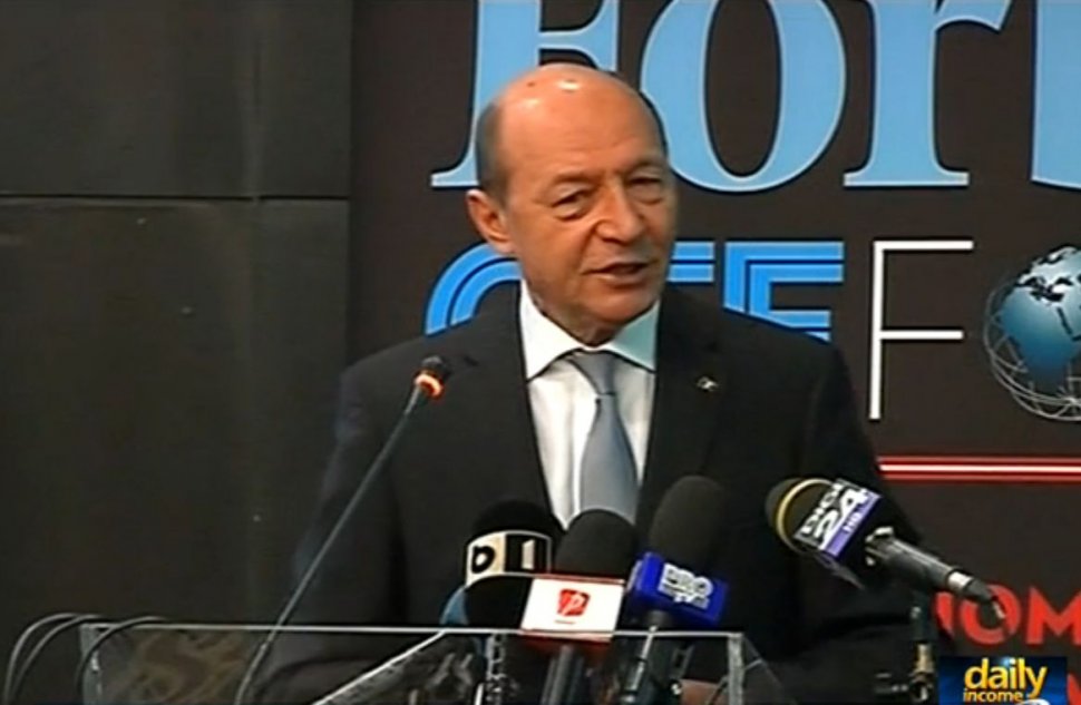 Daily Income: Băsescu vede o nouă criză, într-o Românie &quot;încă eclilibrată macroenomic&quot;