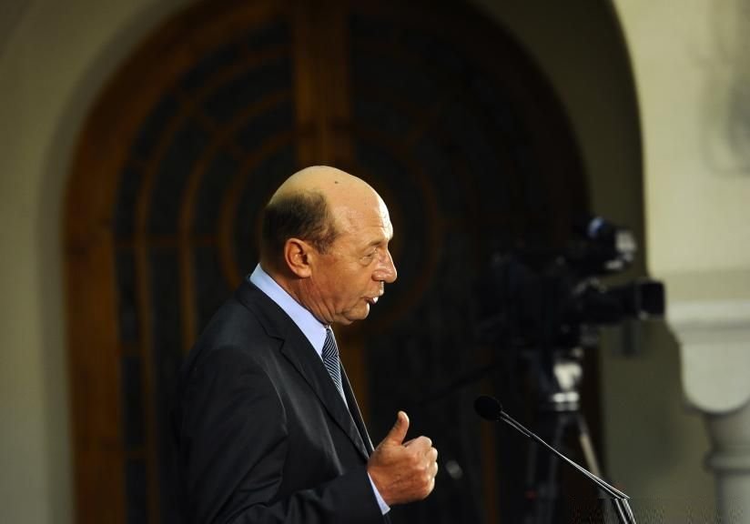 Traian Băsescu, citat de Tribunalul Bucureşti în dosarul privind colaborarea sa cu Securitatea