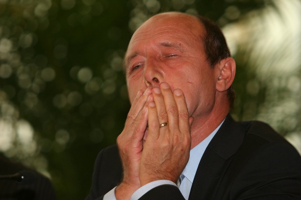 Matematica nu e de partea preşedintelui. În 10 ani de mandat, Băsescu a beneficiat de 80 de milioane de euro, bani de la stat