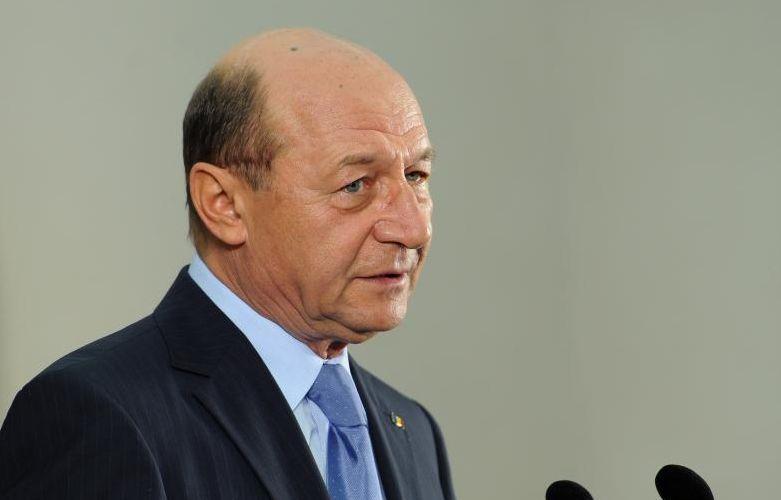 Fost director SIE: Traian Băsescu poate cere lista cu ofiţerii acoperiţi. Îi permite legea