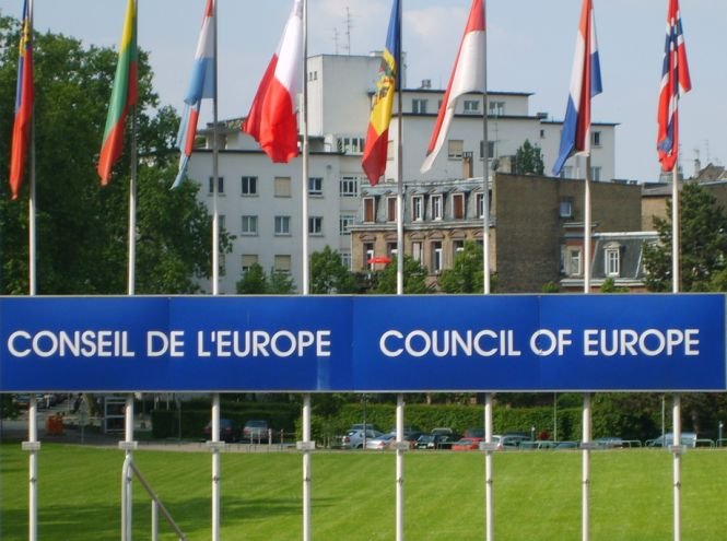 Consiliul UE a aprobat aplicarea temporară a Acordului de asociere UE-Ucraina fără crearea zonei de liber schimb 