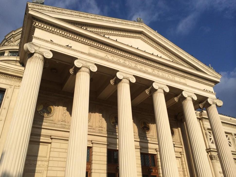 AMBASADOR pentru România. Unul din cei mai renumiţi fotografi ai National Geographic, fermecat de Bucureşti 277417