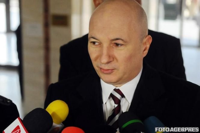 Codrin Ştefănescu: Candidatura lui Iohannis este o viclenie. Vrea imunitate