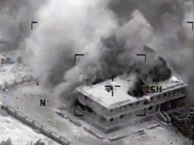 Statul Islamic: Raidurile aeriene nu ne pot opri. Ne lovesc într-o zonă, avansăm în alta