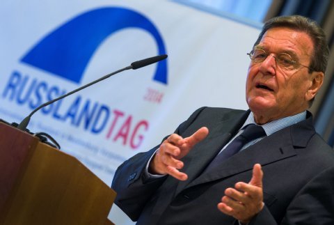 Schröder: UE şi Rusia să iasă din spirala sancţiunilor. Dialogul, singura modalitate de a face să renască încrederea