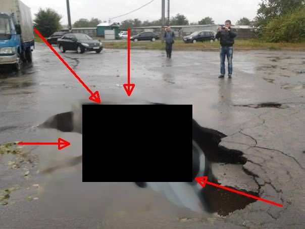 Ce se întâmplă pe drumurile din Ucraina după atacurile ruşilor. &quot;Pur şi simplu a intrat în pământ&quot;