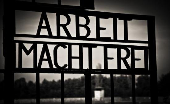 Centrul Wiesenthal transmite Germaniei numele a 80 de foşti criminali nazişti care ar putea fi în viaţă