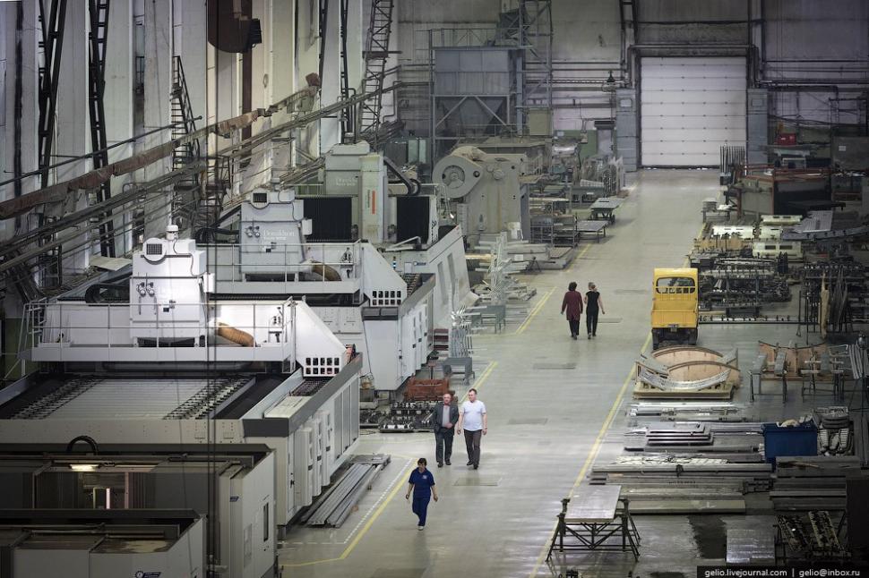 Dovada că RUŞII se pregătesc de luptă. Ce fac în această FABRICĂ: "Se lucrează la foc continuu" 277940