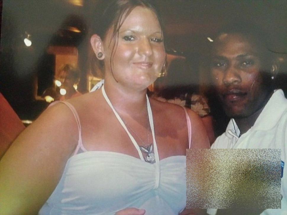 Şi-a cumpărat rochia de mireasă măsura 36, deşi ea purta 44. Invitaţii s-au ridicat în picioare când au văzut-o la nuntă 277923