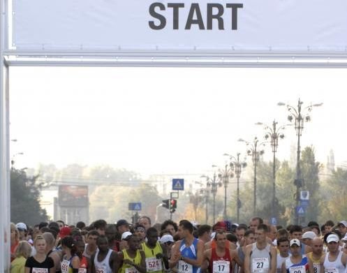 Weekendul dedicat alergătorilor de cursă lungă aduce şi RESTRICŢII DE TRAFIC în Capitală