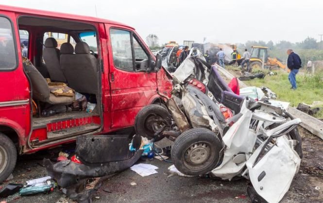 Şoferul român care a provocat unul dintre cele mai grave accidente rutiere din Grecia nu avea atestat profesional
