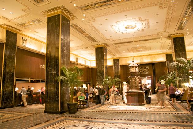 Cum arată hotelul unde CHINEZII au plătit 1.3 MILIOANE de dolari pe cameră 278525