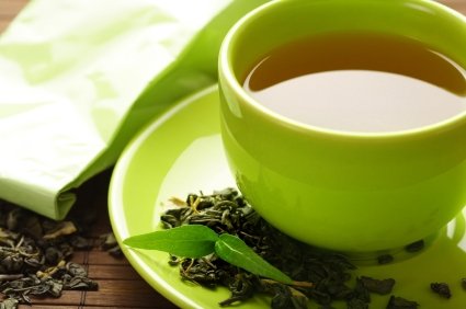 Actiuni binefactoare ale ceaiului verde. Cum poate combate obezitatea, cancerul si alte afectiuni