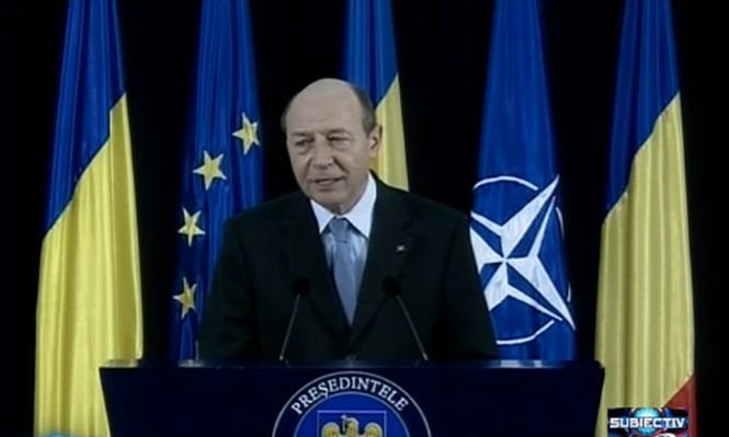 Băsescu: Ponta şi Iohannis îşi trimit toate panaramele parlamentare să se ocupe de mine la televizor 