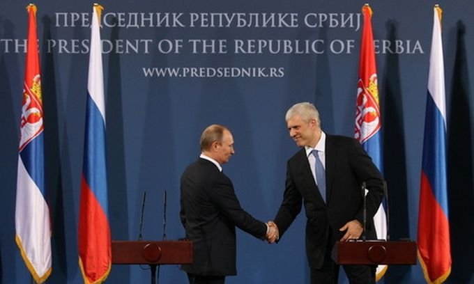 UE cere Serbiei să arate că este &quot;proeuropeană&quot; în timpul vizitei lui Putin