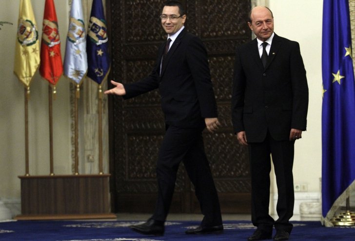 Acuzaţiile disperate ale lui Traian Băsescu au făcut înconjurul lumii. &quot;Campania prezidenţială din România, într-un punct de fierbere&quot;