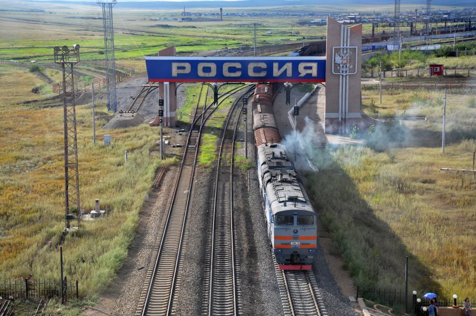 Rusia şi China vor să construiască o cale ferată de mare viteză între Moscova şi Beijing
