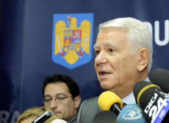 Subjective: Teodor Meleşcanu, on the moment of his appointment with the Foreign Intelligence Service and Băsescu’s scandals 