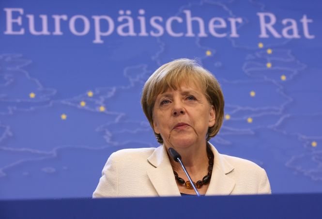 Angela Merkel nu va efectua vreo vizită în România pentru a-l susţine pe Klaus Iohannis
