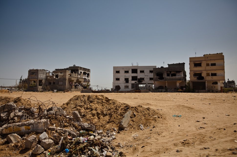 Egiptul creează o &quot;zonă-tampon&quot; la frontiera cu Fâșia Gaza. Zeci de familii, nevoite să îşi părăsească locuinţele