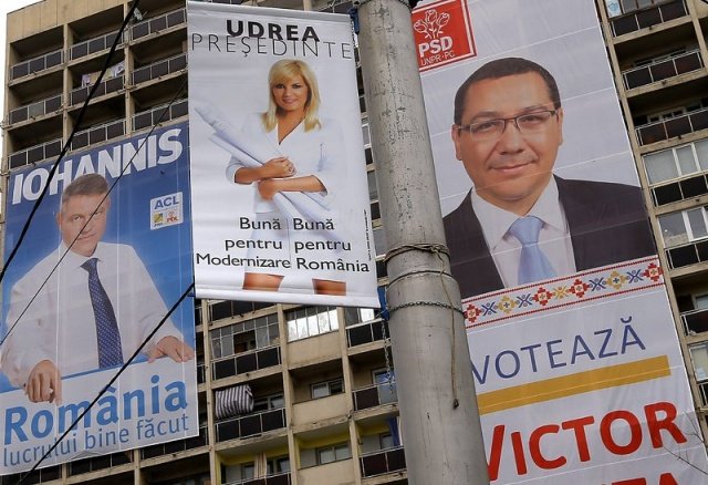 ALEGERI PREZIDENŢIALE 2014. Presa străină despre votul de azi: &quot;Românii îşi vor alege un nou preşedinte într-o atmosferă de scandal&quot;
