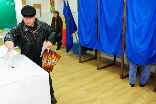 MAE cere românilor din străinătate să respecte deciziile autorităţii electorale