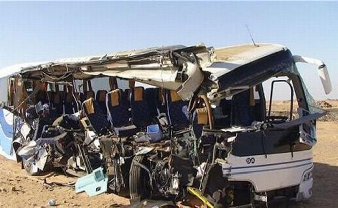 Egipt. Cel puţin 16 persoane au murit într-un accident rutier
