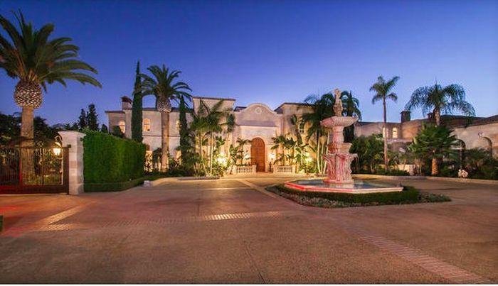 Aşa arată cea mai SCUMPĂ casă din America. Dormitorul matrimonial măsoară 465 de metri pătraţi 283350