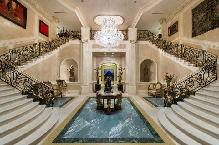 Aşa arată cea mai SCUMPĂ casă din America. Dormitorul matrimonial măsoară 465 de metri pătraţi 283354