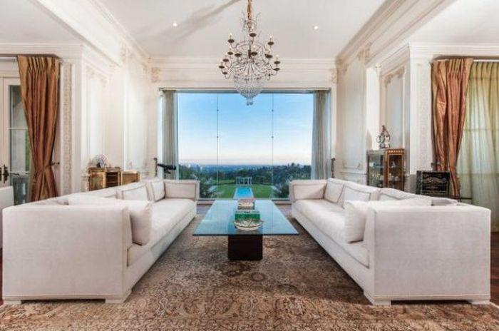 Aşa arată cea mai SCUMPĂ casă din America. Dormitorul matrimonial măsoară 465 de metri pătraţi 283355