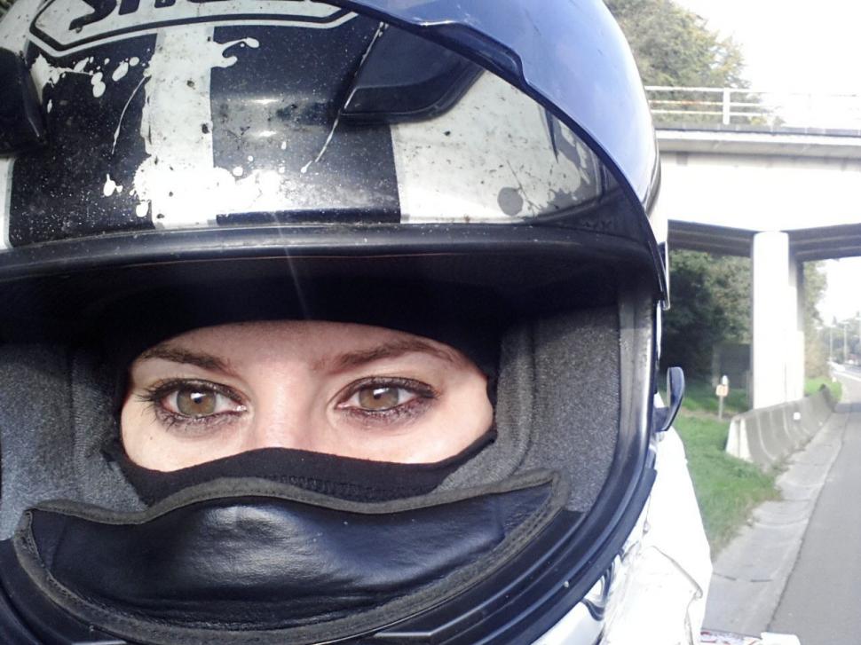 "Roxynel", prima femeie din România care a ajuns SINGURĂ, pe motocicletă, în cel mai nordic punct al Europei, Nordkapp 283424